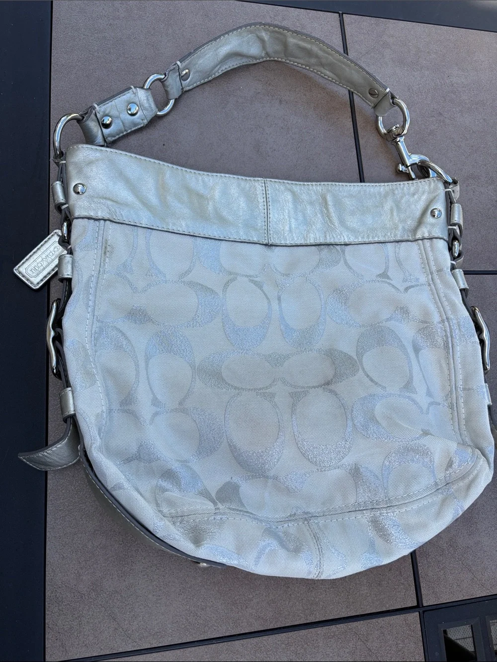 Coach Zoe White Silver Signature Jacquard Hobo has Shoulder Large Bag-13672